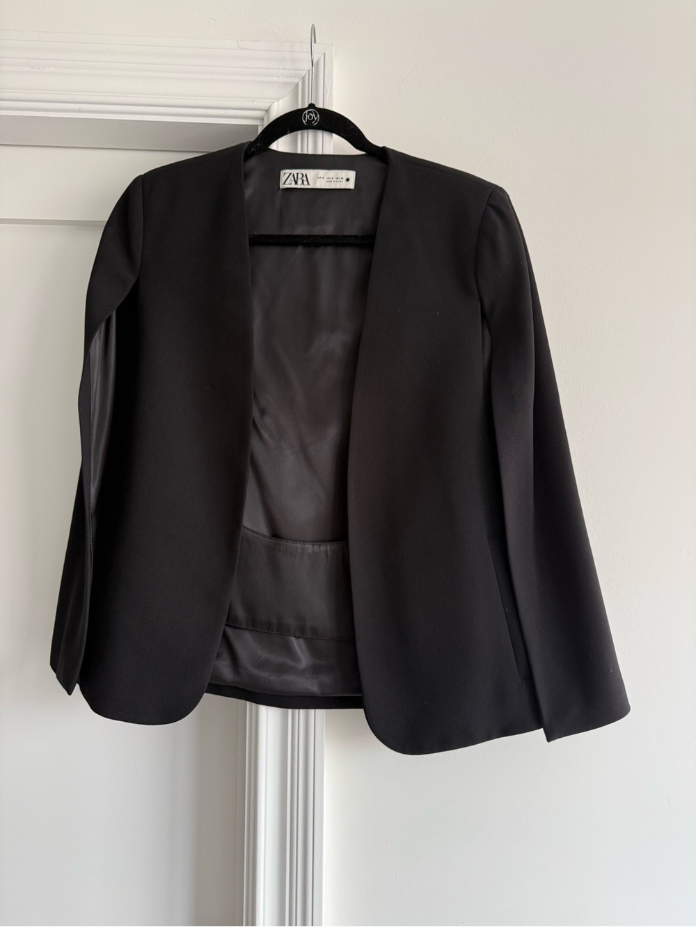 Zara Black Open-Front Collarless Blazer/Cape - Picture 2 of 4